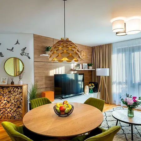 Апартаменты Tatrystay Cactus Cozy Tatry View Велька-Ломница